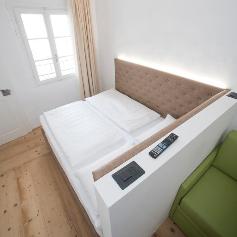 Sir Thomas Bed And More Bolzano Esterno foto