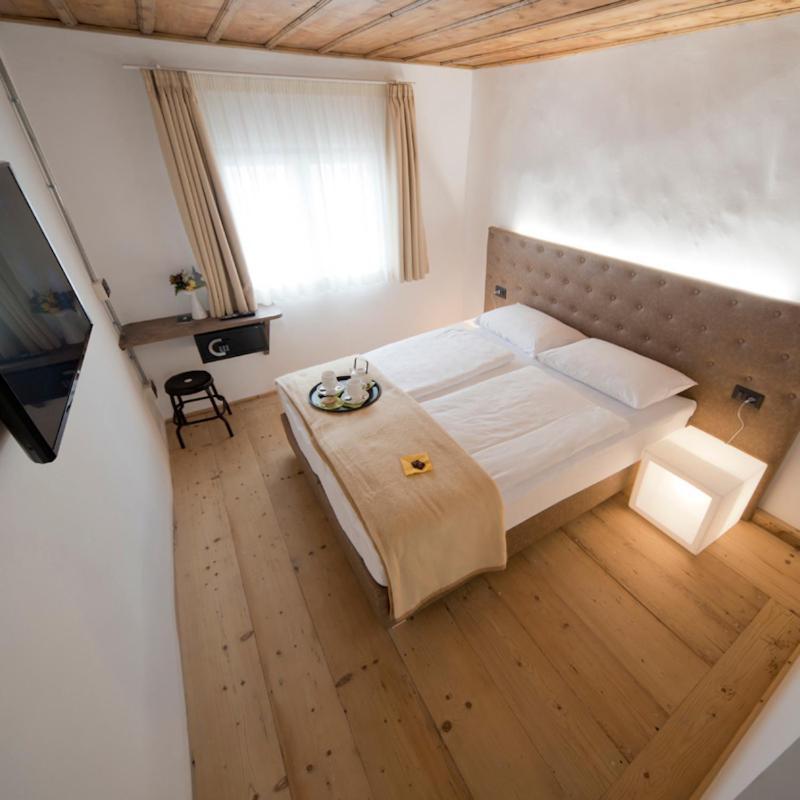 Sir Thomas Bed And More Bolzano Esterno foto