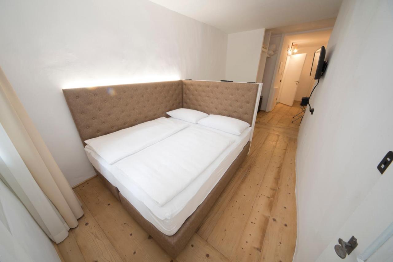 Sir Thomas Bed And More Bolzano Esterno foto